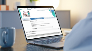 Kätilöopiskelijan lokikirjan näyttökuva tietokoneen ruudulla